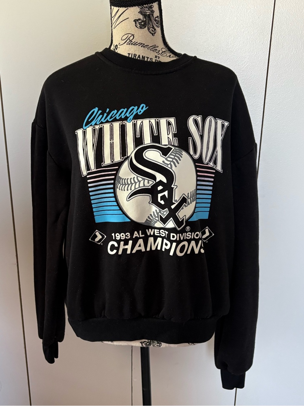 Vintage 1993 Chicago White Sox Black Graphic Crewneck Sweatshirt